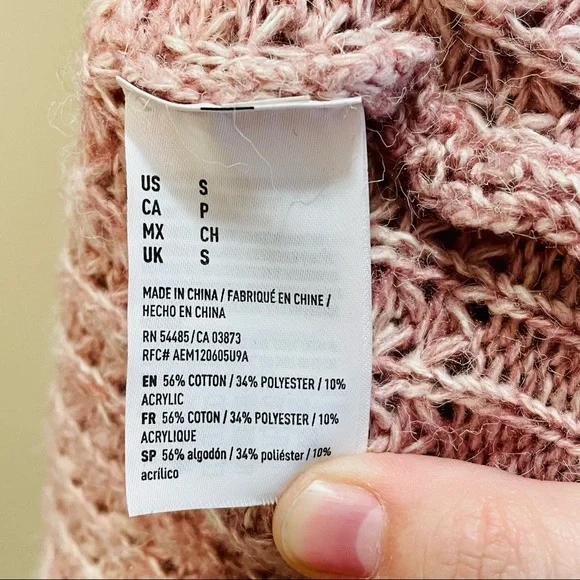 American Eagle Pink Mock Turtleneck Sweater Small - Picture 3 of 7